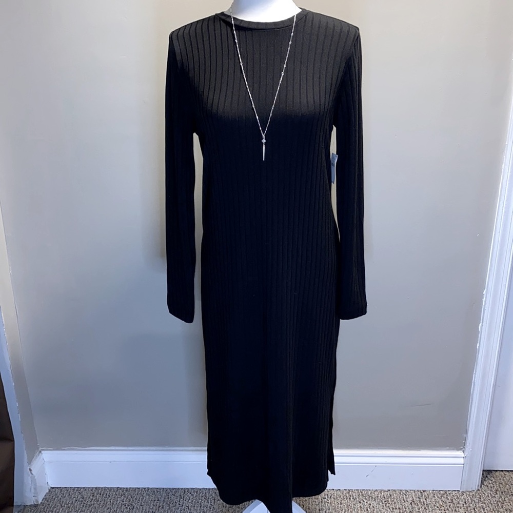Old navy black midi dress🖤